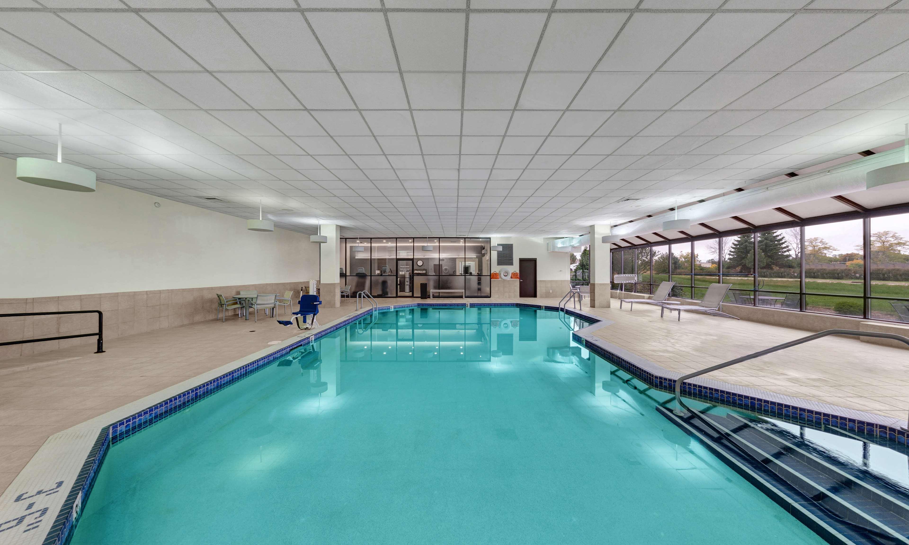 Embassy Suites By Hilton Milwaukee Brookfield Dış mekan fotoğraf
